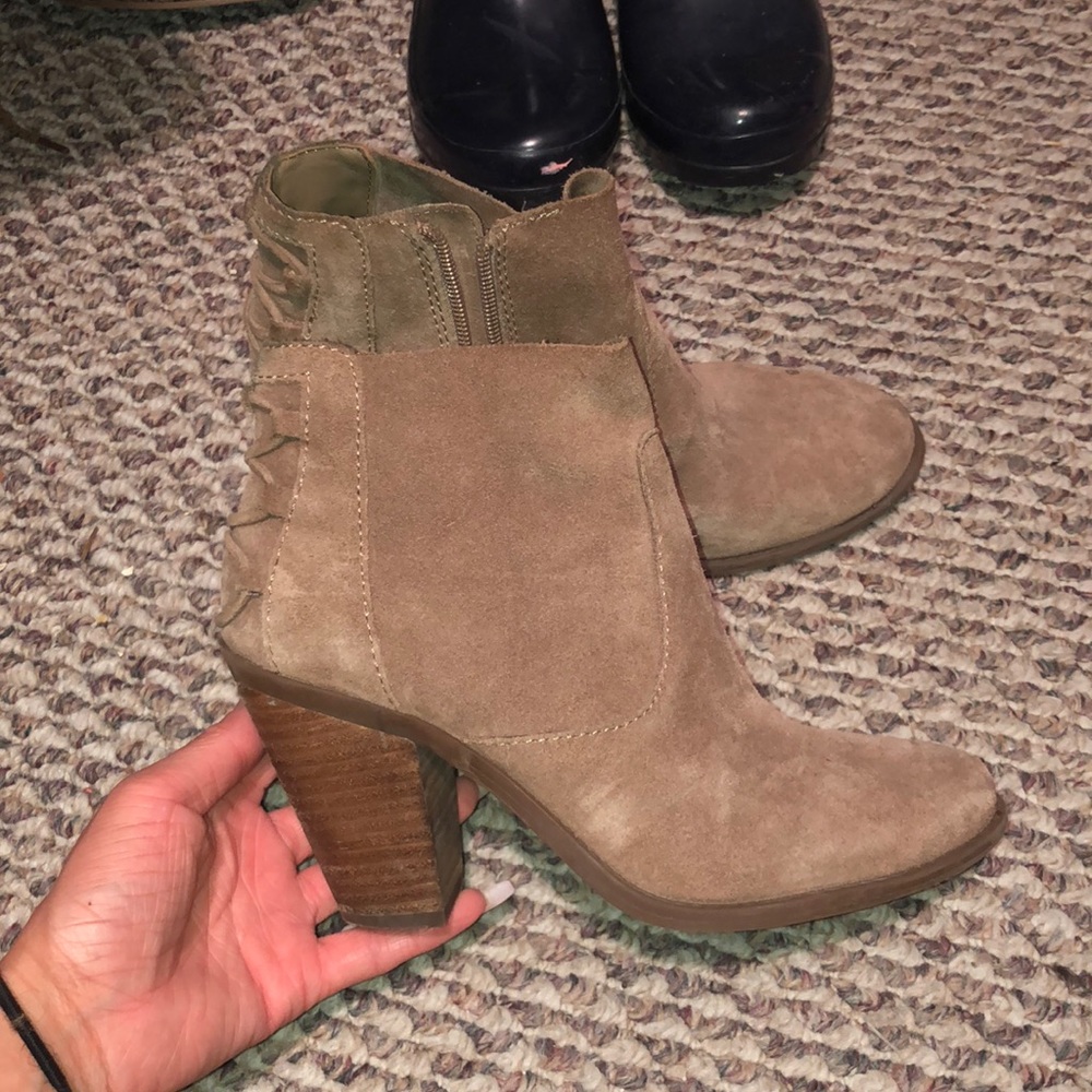 Jessica Simpson booties